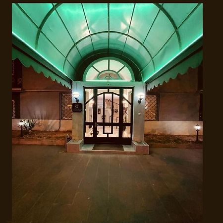 Hotel Grand Tbilisi Exterior foto